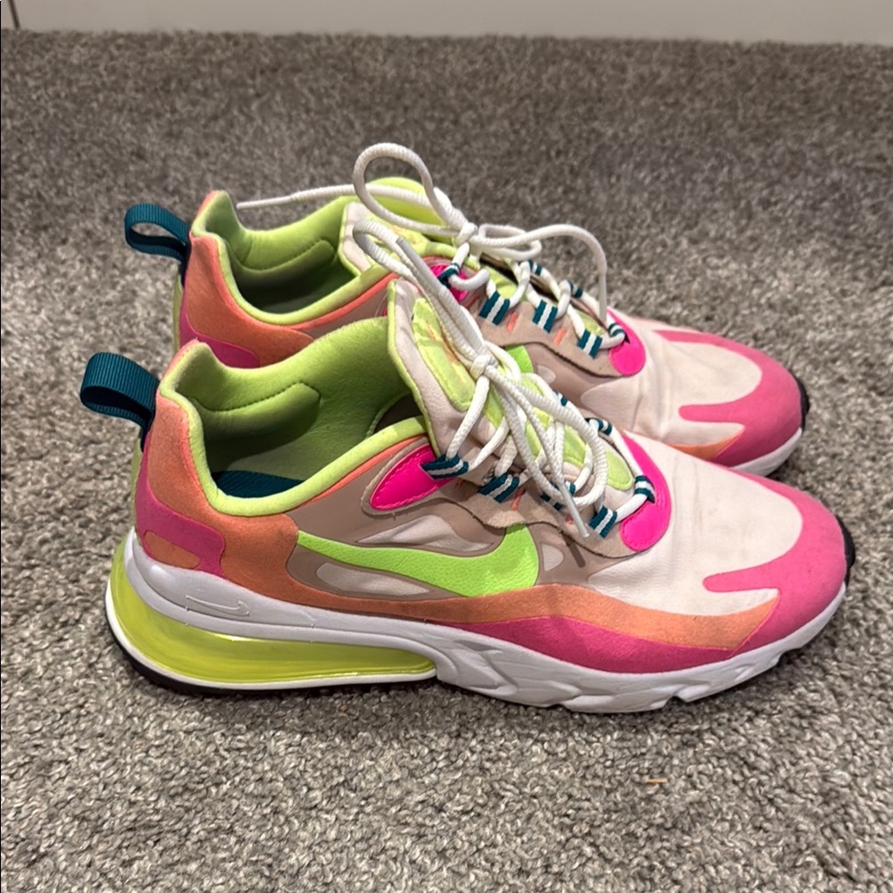 Nike Women's Multicolor Athletic Shoes